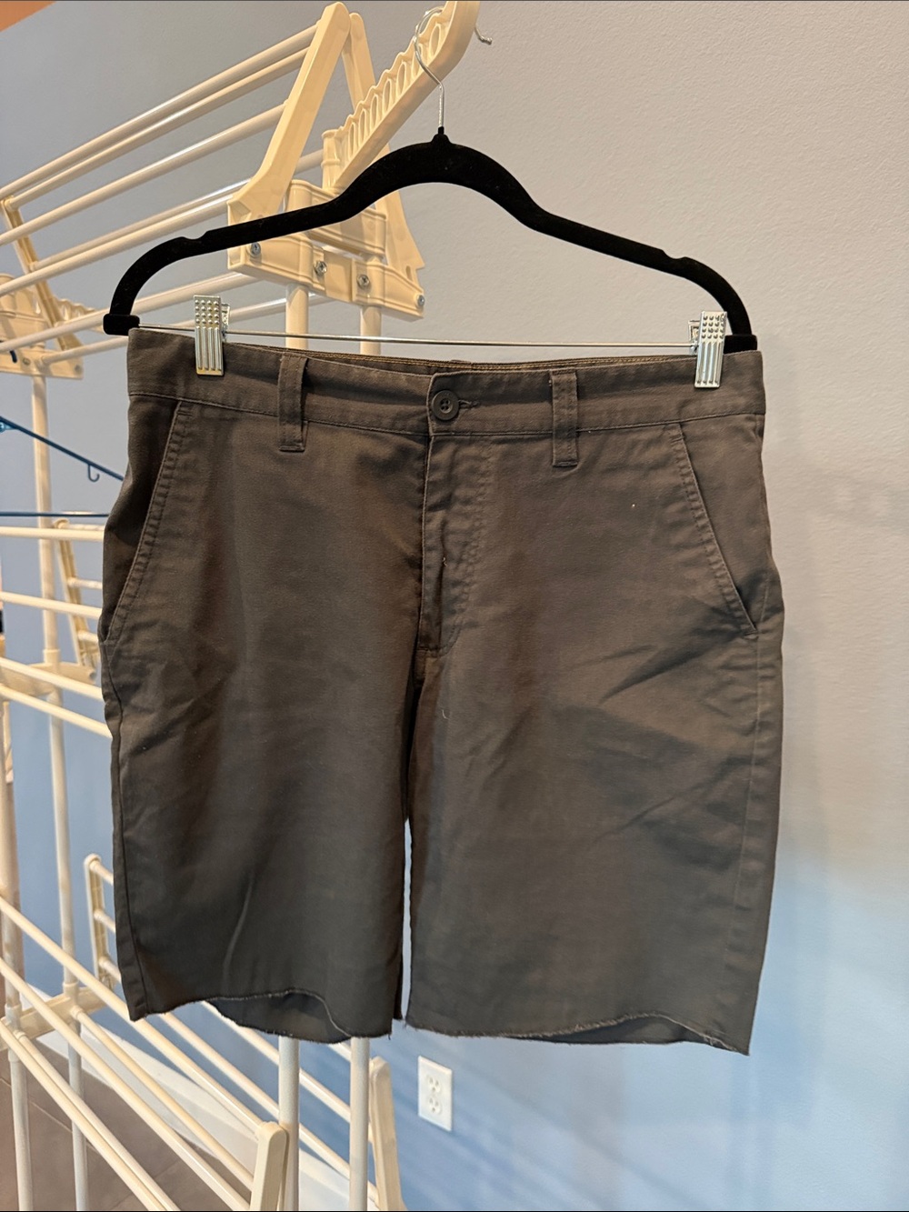 Brixton Men's Classic Cotton Chino Shorts - Dark Gray
